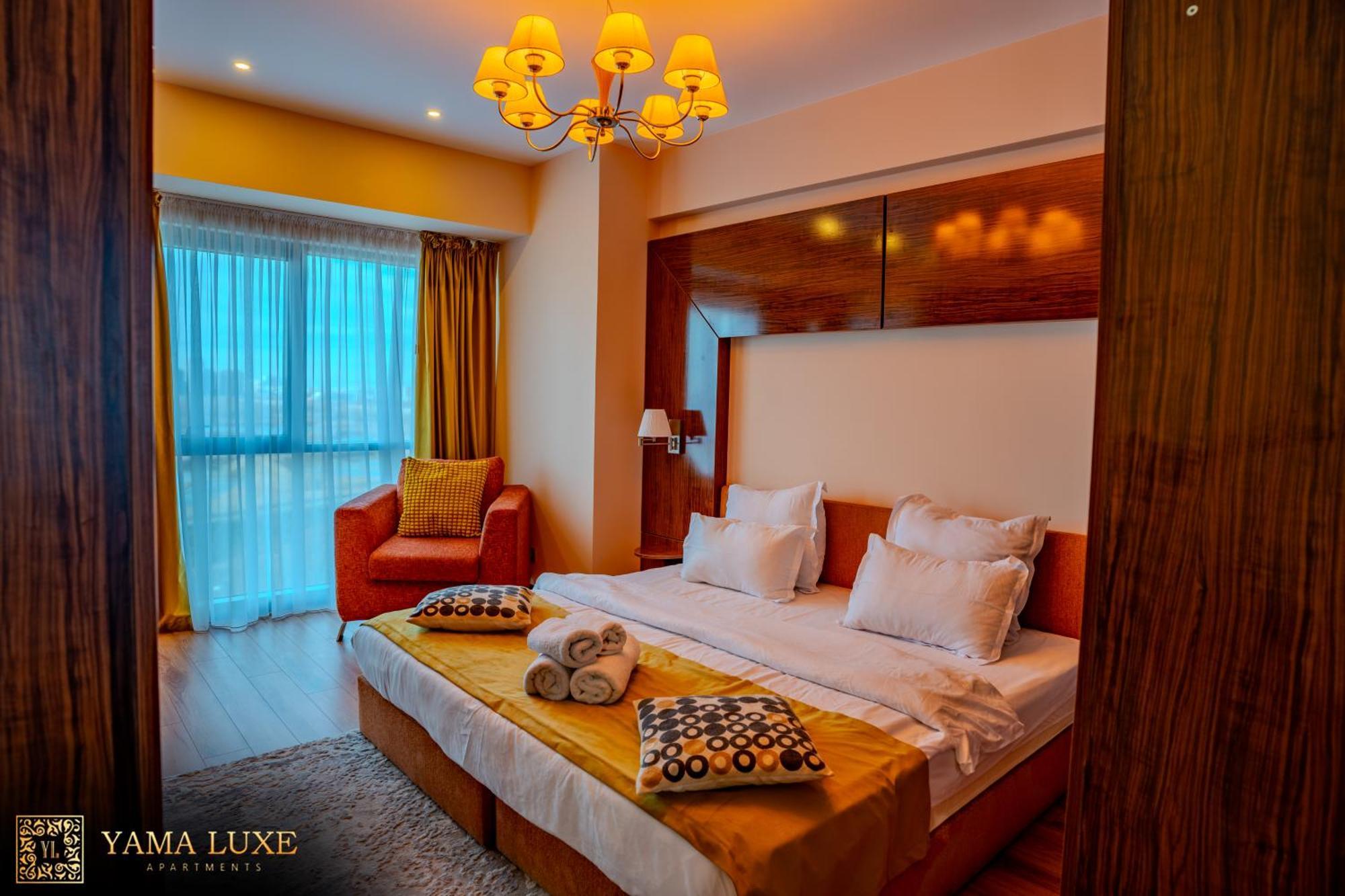 Presidential Luxury Apartments With Amazing View - Yamaluxe Bucharest Exterior photo